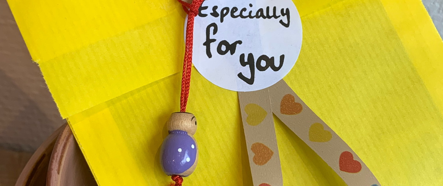 De cadeaubon van glazuur aardewerk