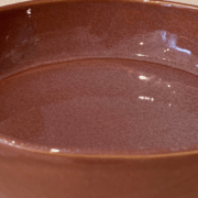 Ovenschaal bij glazuur aardewerk