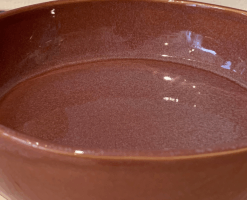 Ovenschaal bij glazuur aardewerk