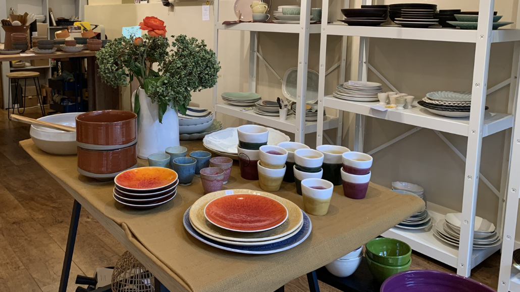 De winkel van Glazuur aardewerk, Jacobijnestraat 6, Haarlem